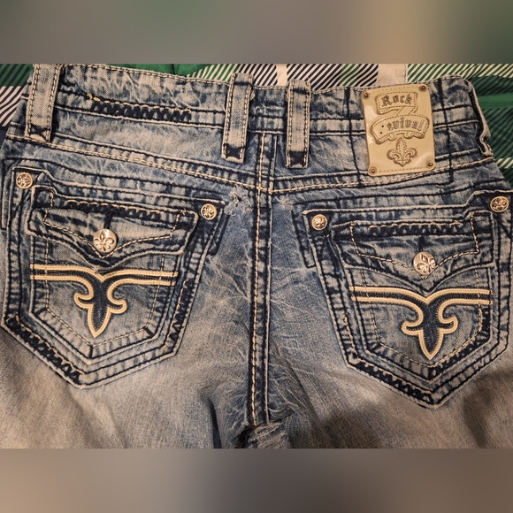 Mens Rock Revival jeans - Picture 4 of 5